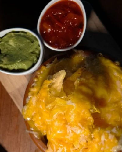 Restaurante despedidas en Salou Nachos queso