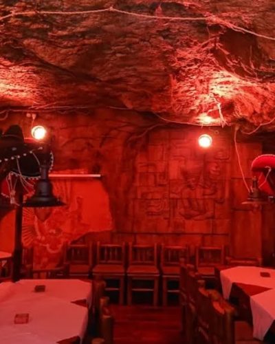 Restaurante mexicano cena con espectáculo Ibiza